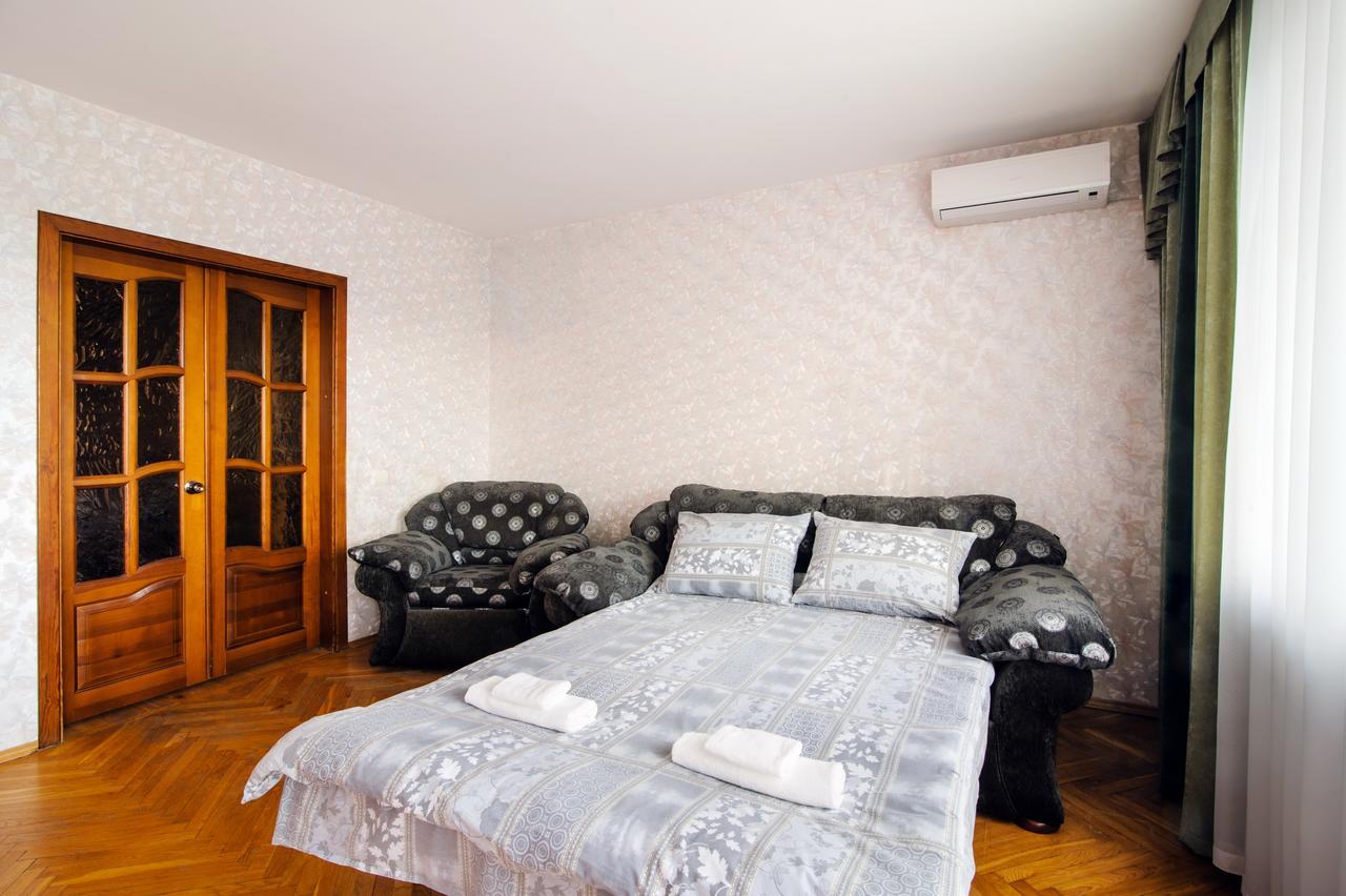Rooms For Rent In The Mayakovskogo Minszk Kültér fotó