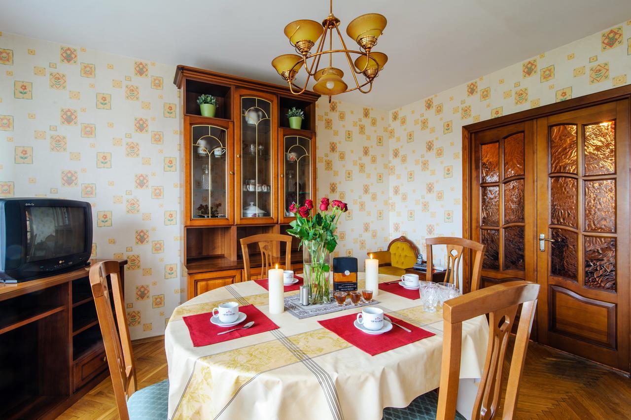 Rooms For Rent In The Mayakovskogo Minszk Kültér fotó